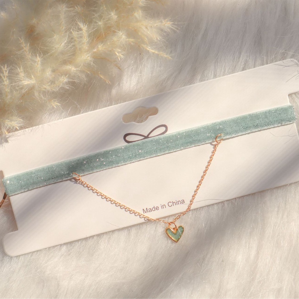 Vòng Cổ Choker Dây Nhung Nhiều Màu Sắc Mặt Trái Tim Thời Trang