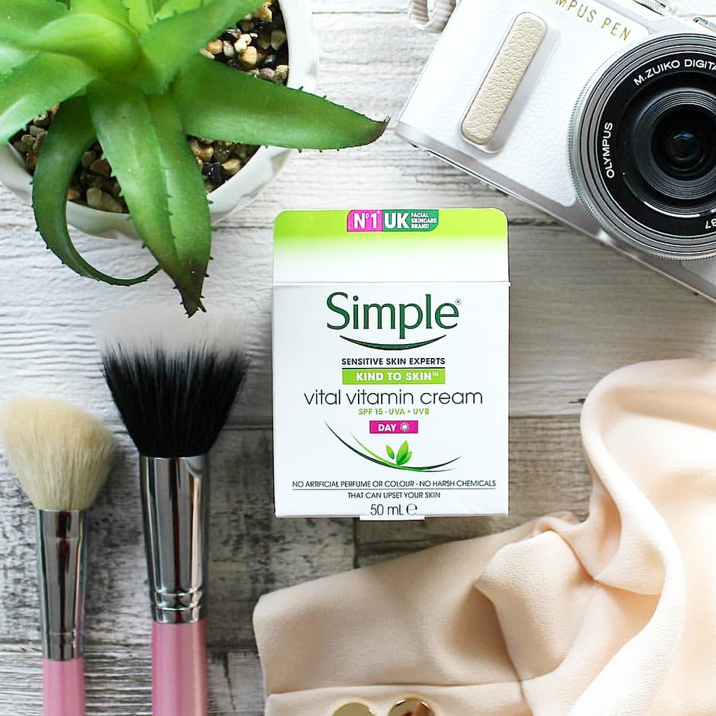 Kem Dưỡng Ẩm Simple Ngày, Đêm - Simple Day, Night Cream Kind To Skin Vital Vitamin 50ml - Skinfa.