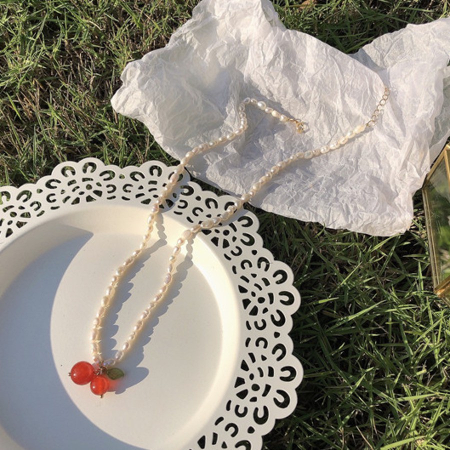 Dây Chuyền Mặt Hình Quả Cherry Đính Ngọc Trai Đơn Giản