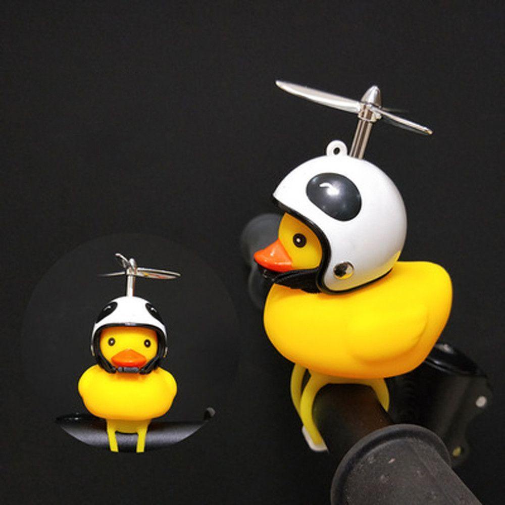 Chú Vịt Đội Mũ Bảo Hiểm Dễ Thương Dùng Trang Trí Xe Đạp Leo Núi