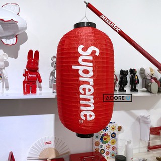 Lồng đèn Supreme lantern