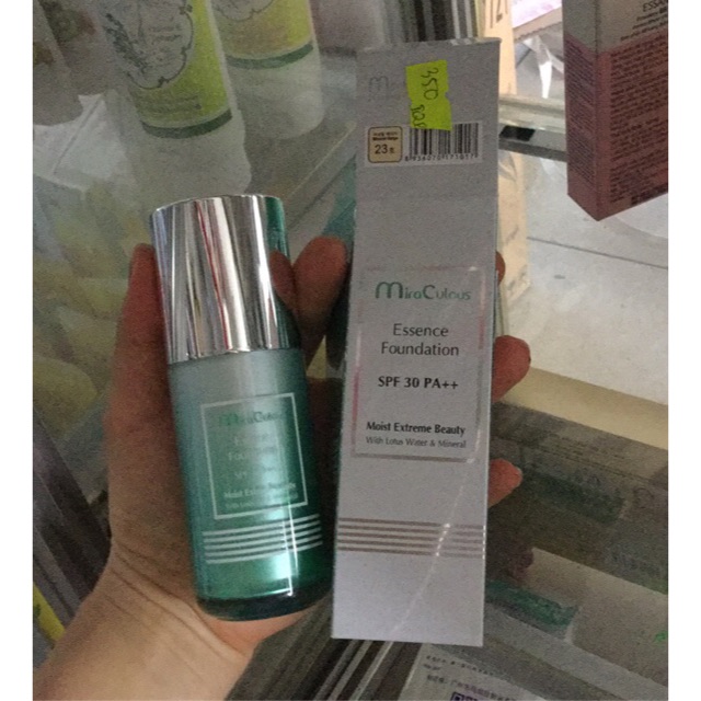 KEM NỀN KHOÁNG CHẤT DƯỠNG ẨM CHỐNG NẮNG MIRACULOUS