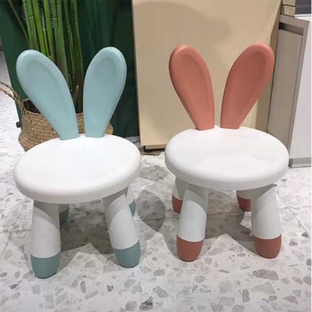 Ghế nhựa hình tai thỏ