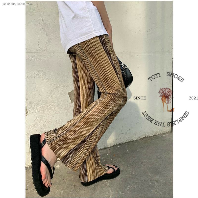 GIÀY SANDAL NỮ ĐẾ XUỒNG TOTIIE SHOES - GIÀY ĐẾ BẰNG ULZZANG 5 PHÂN BÁNH MÌ QUAI CÀI S2203090