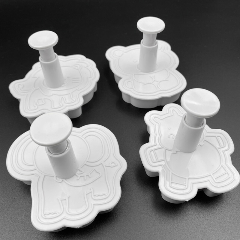 Set 4 khuôn nhựa làm bánh hình các con vật đáng yêu