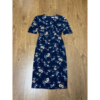 Váy Helen Kieu size M, phom nhỏ