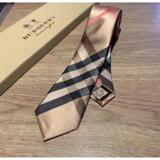 Mô Hình Xe Hơi Burberry 2020 New 2019 Tỉ Lệ 1: 1