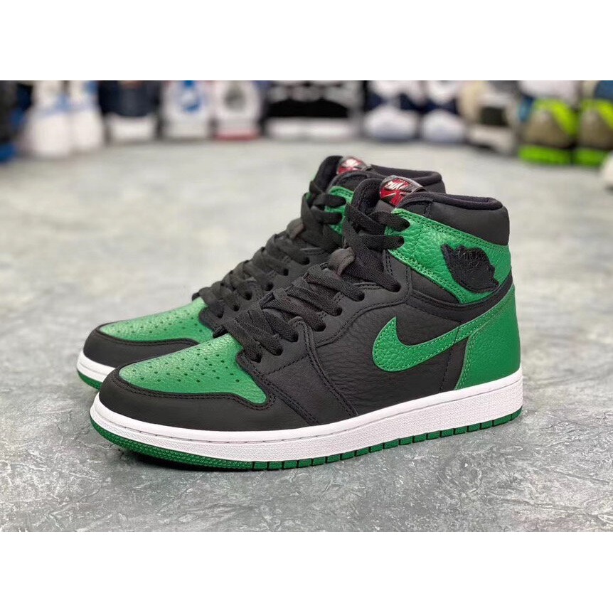 Giày Air Jordan 1 Chính Hãng FREESHIPNike Air Jordan 1 Retro High Pine Green Black - Giày Nike JD1 Auth  [555088030]