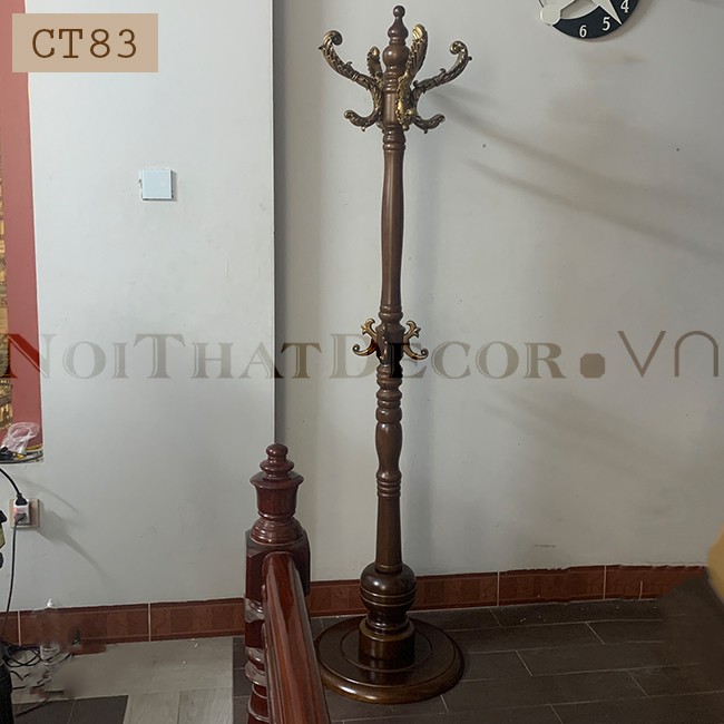 Cây treo quần áo tân cổ điển bằng gỗ cao cấp CT83