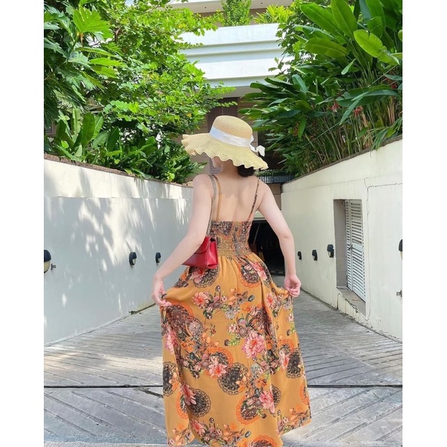 Đầm đủ kiểu dáng
