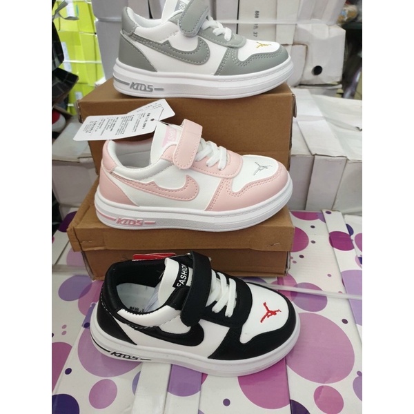 Giày thể thao cho bé gái bé trai kiểu dáng giày bata cho bé từ 3 đến 12 tuổi NIKEC3816 - Hàng mới về
