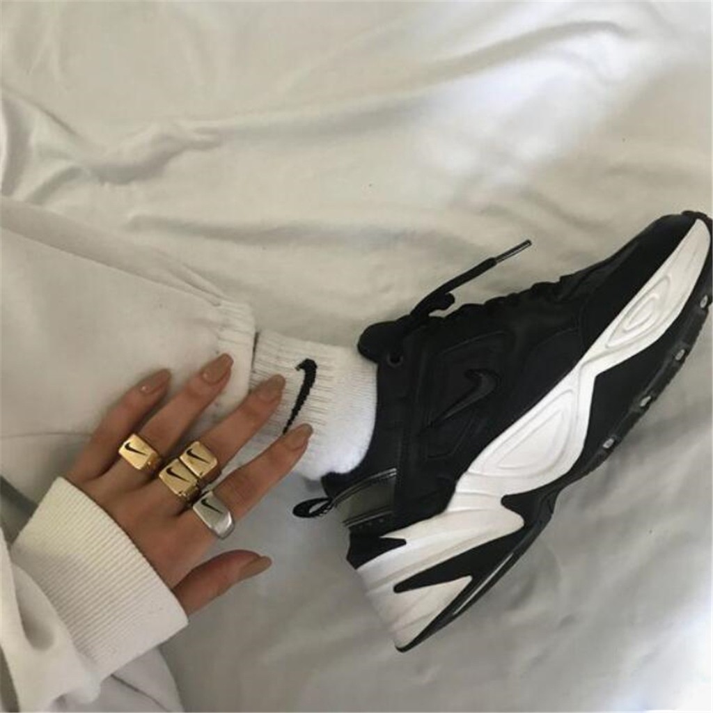 Nhẫn đính đá phong cách đường phố cho cặp đôi | BigBuy360 - bigbuy360.vn