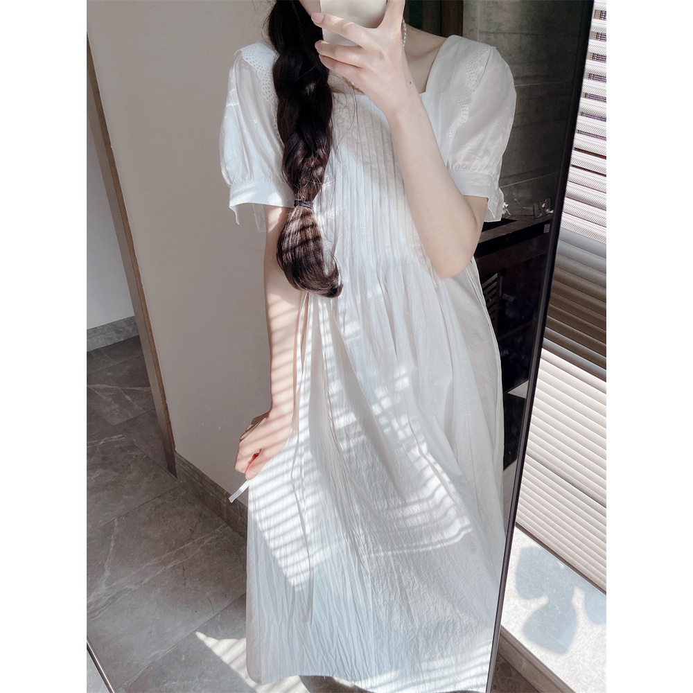 (ORDER) Váy cổ vuông tay phồng màu trắng, xếp ly thon eo xòe dài nhẹ nhàng vintage Hàn Quốc