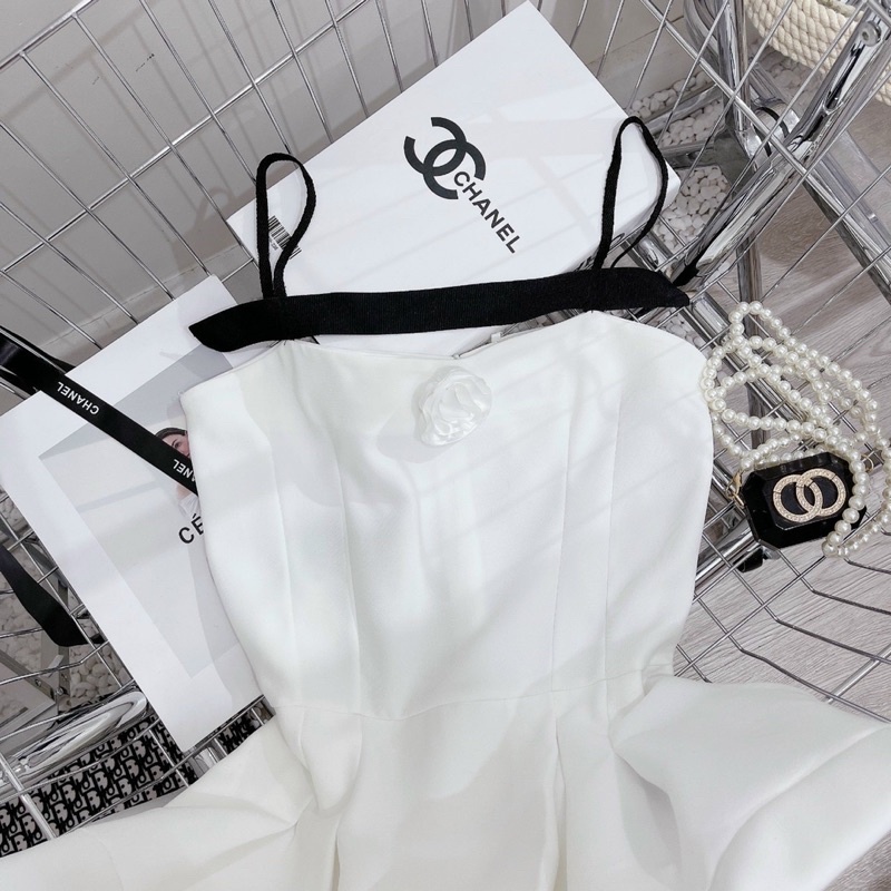 Sét đồ áo cúp ngực phối quần dài chất kate xốp TRIPBLE T DRESS phối trắng đen hoa cài ngực siêu xinh - Free size