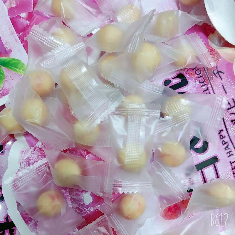 Kẹo Trà Sữa Trân Châu Phủ Socola Vị Đào Huija  120g