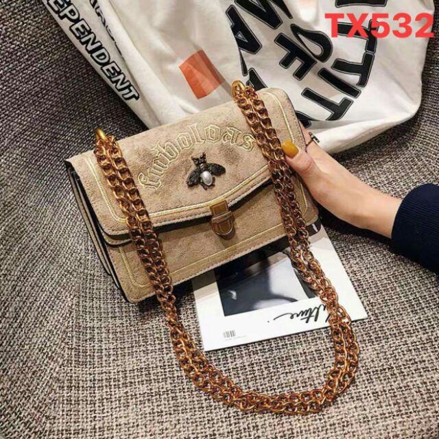 Túi fabulous ong thêu