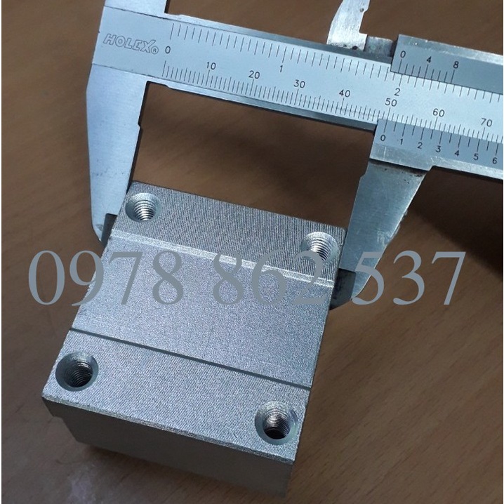 Con trượt tròn kín SCS20UU