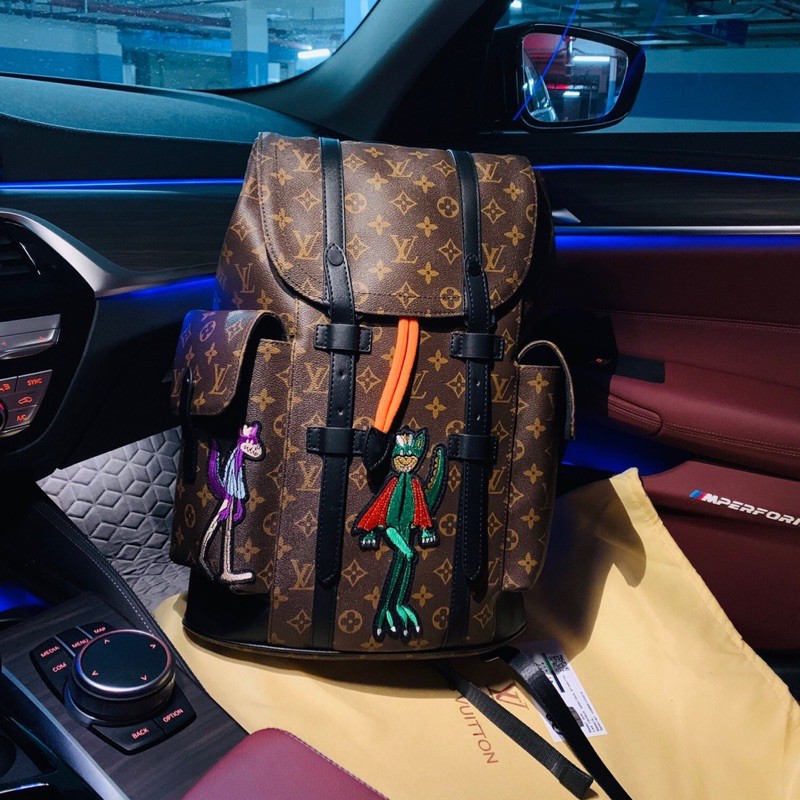 Balo thời trang đeo vai da cao cấp thêu hoạ tiết dáng to khoá dây rút louis vuitton LV