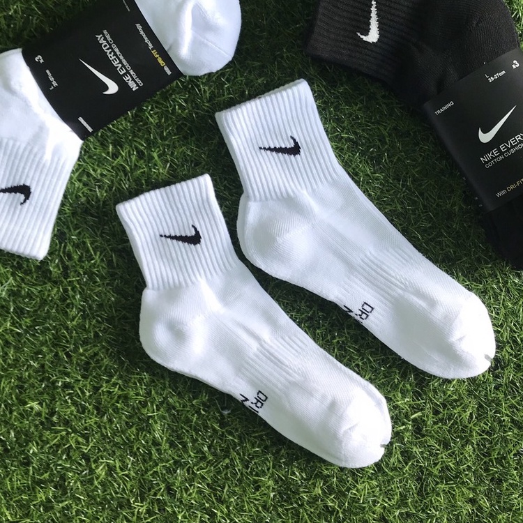 [ HÀNG XUẤT XỊN] Tất vớ thể thao Nike Dri fit cổ trung lửng nam nữ êm chân thoáng khí SPORT SOCKS