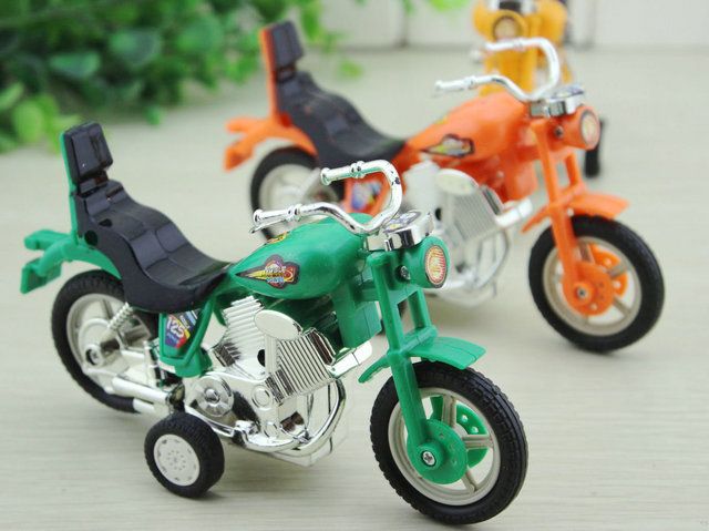 Đồ chơi mô hình xe máy bánh đà 8R-668