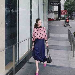 ÁO HỒNG CHẤM BI ĐEN