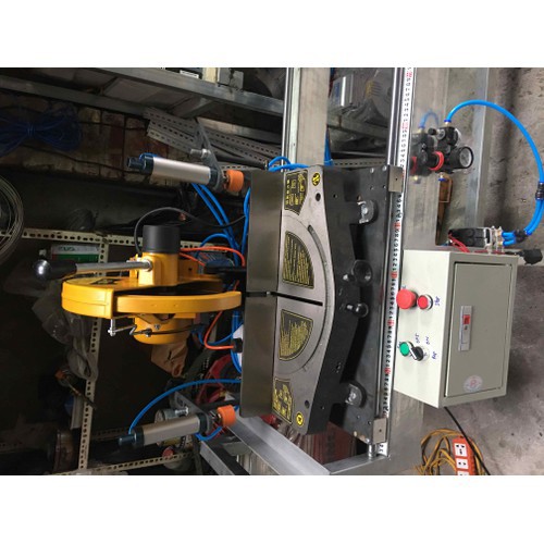 Máy cắt nhôm một đầu 305B