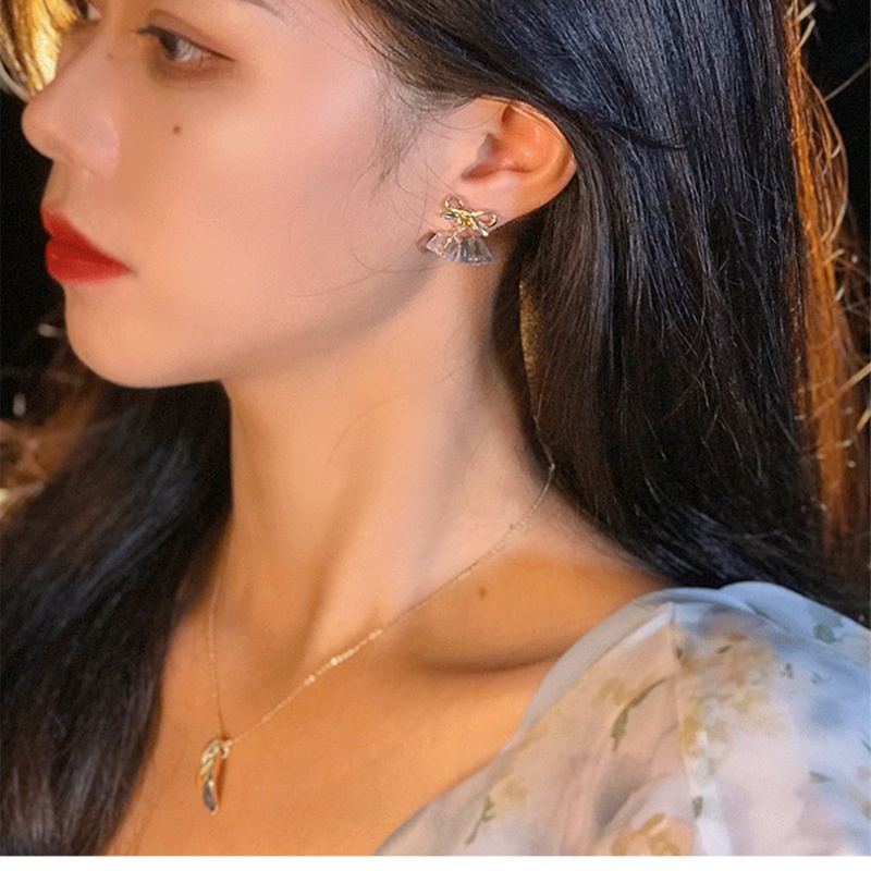 Bông tai cung pha lê nhỏ Bông tai tinh tế chất lượng cao