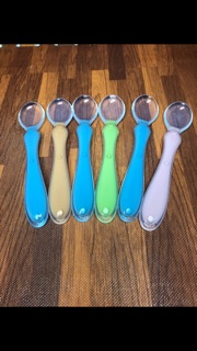 Thìa ăn dặm Silicone cho bé