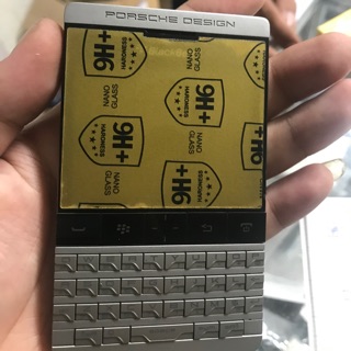 Dán Cường lực Blackberry 9981