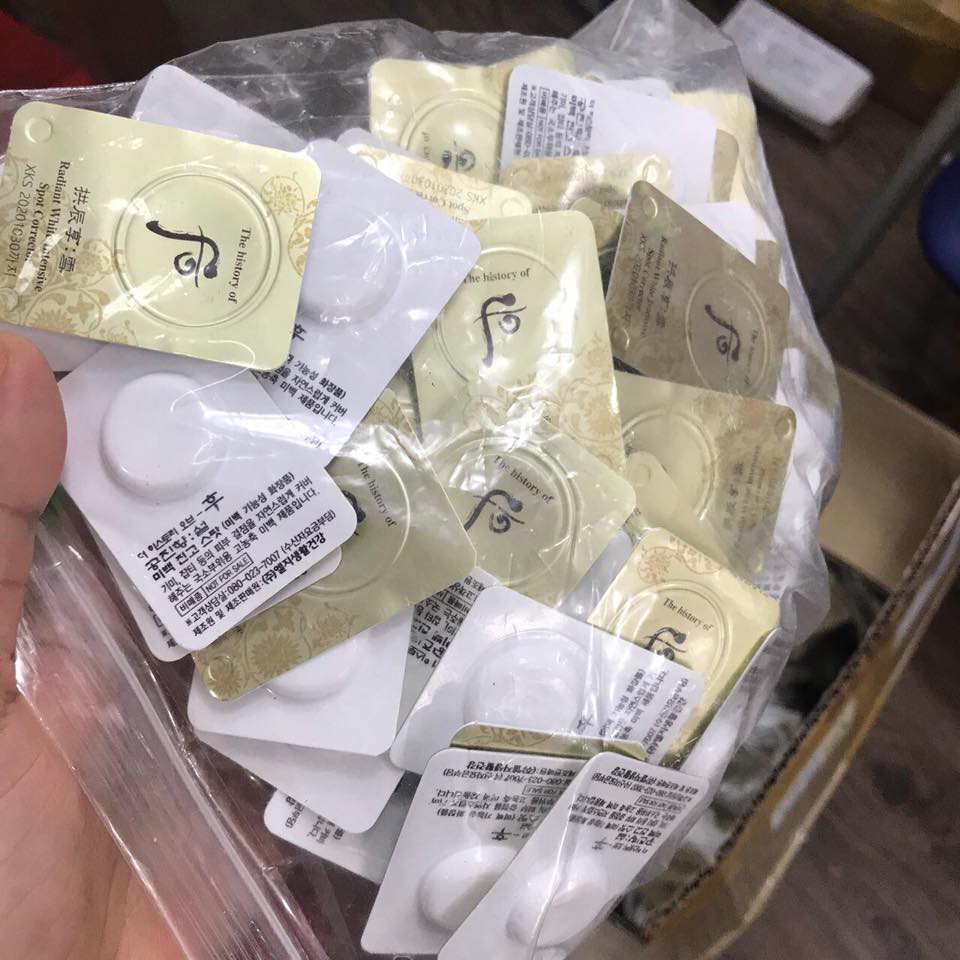 20 vỉ sample Cao nám Whoo Radiant White Intensive