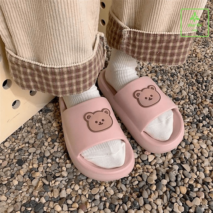 Dép bánh mì nữ hình gấu cao su siêu mềm êm chân(SHOP MỚI HÀNG CHẤT LƯỢNG MONG A/C ỦNG HỘ SHOP Ạ))-THO028
