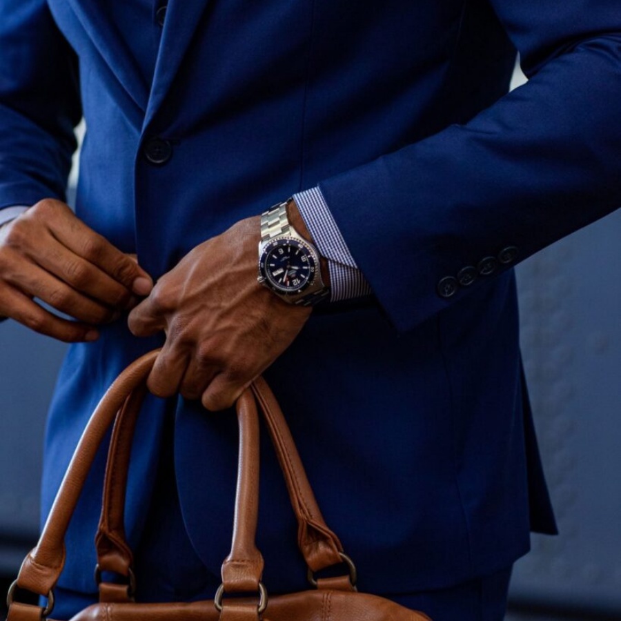 Đồng hồ cơ nam Orient FAA02001B9 mặt kính cứng chống va đập, chống nước 10 ATM, dây thép không gỉ cao cấp chính hãng