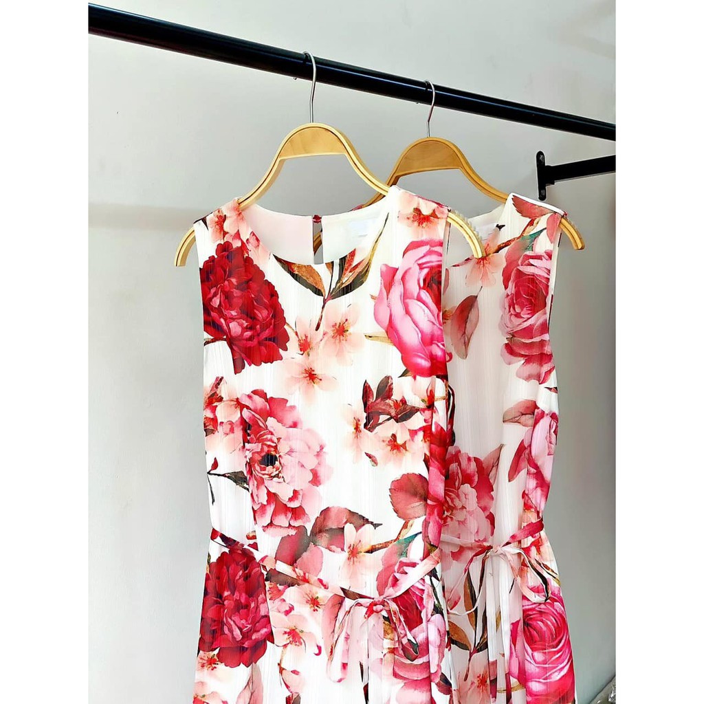 Váy Xecop không tay họa tiết hoa to - dáng đuôi cá