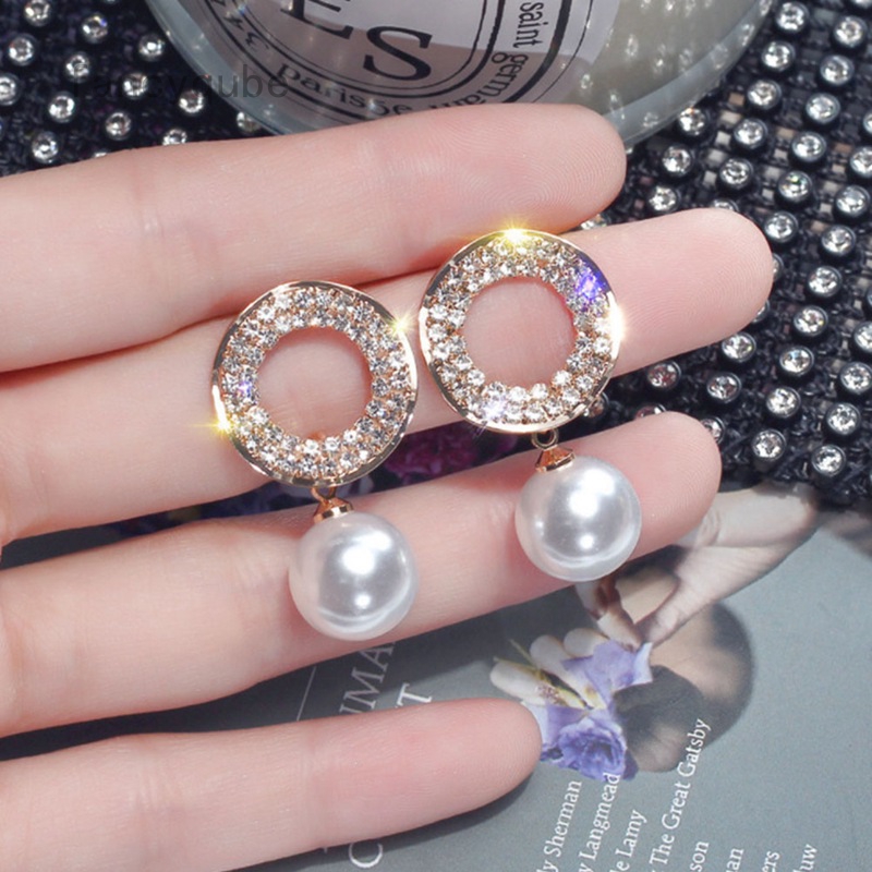 Khuyên tai dáng tròn đính đá phong cách thời trang độc đáo cho nữ