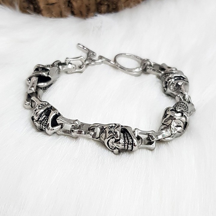 Lắc nam, lắc tay nam đầu lâu