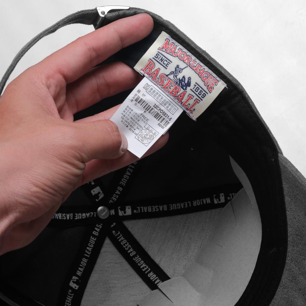 Nón Lưỡi Trai MLB NEWYORK Chất Da Lộn Nón kết thời trang Unisex nam nữ sành điệu