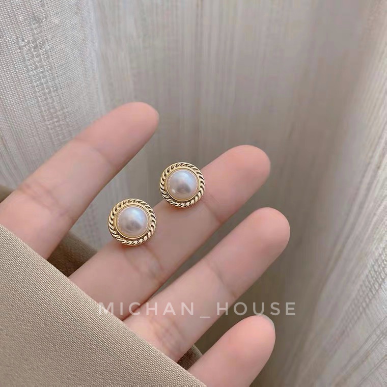 Hoa tai ngọc trai nhân tạo, hoa tai kết hợp váy cưới áo dài đơn giản