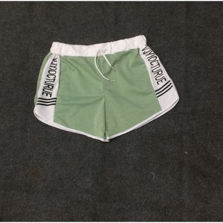 Quần short nữ cá tính
