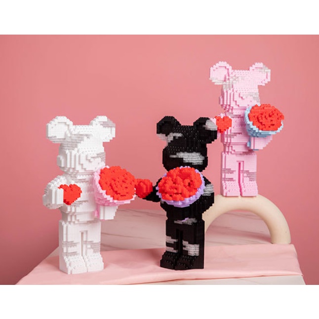 Lego Bearbrick White Ôm bó hoa - Đồ Chơi Lắp Ráp Mô Hình 3D Gấu Bearbrick White Ôm bó hoa 35cm (có sẵn)