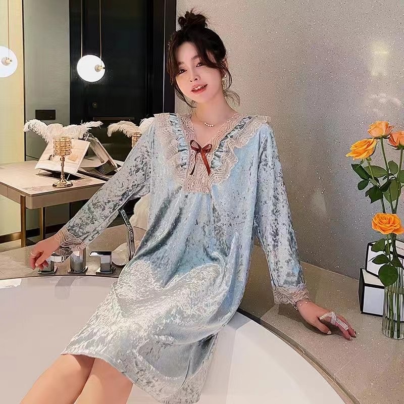 Đầm Ngủ Tay Dài Chất Liệu Nhung Dày Dặn Giữ Ấm Màu Vàng Mới Thời Trang Thu Đông Cho Nữ 2021