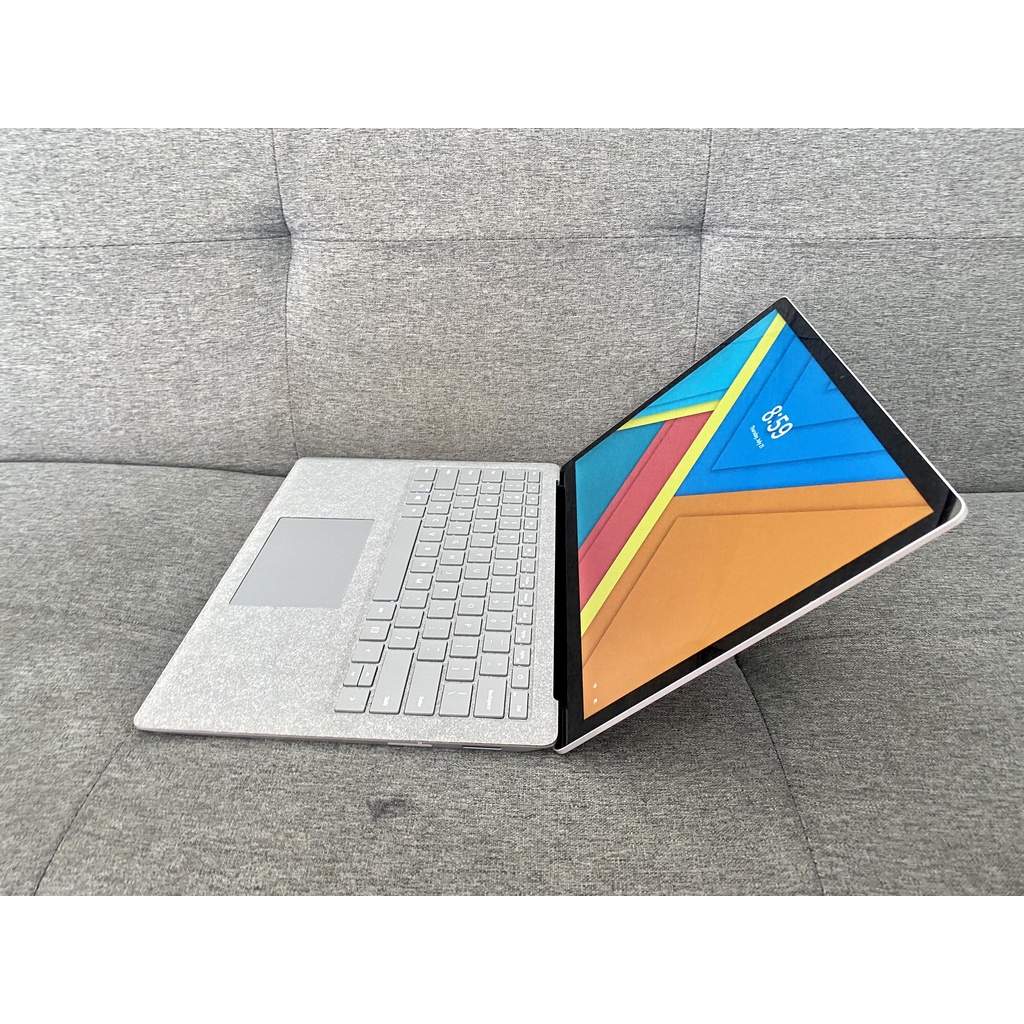 Surface Laptop 2 Core i7-8650u l Ram 16GB l SSD 500GB l Màn 13 inch 2K Touch   Mới 99%