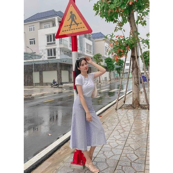 set áo thun trắng + quần culottes sọc