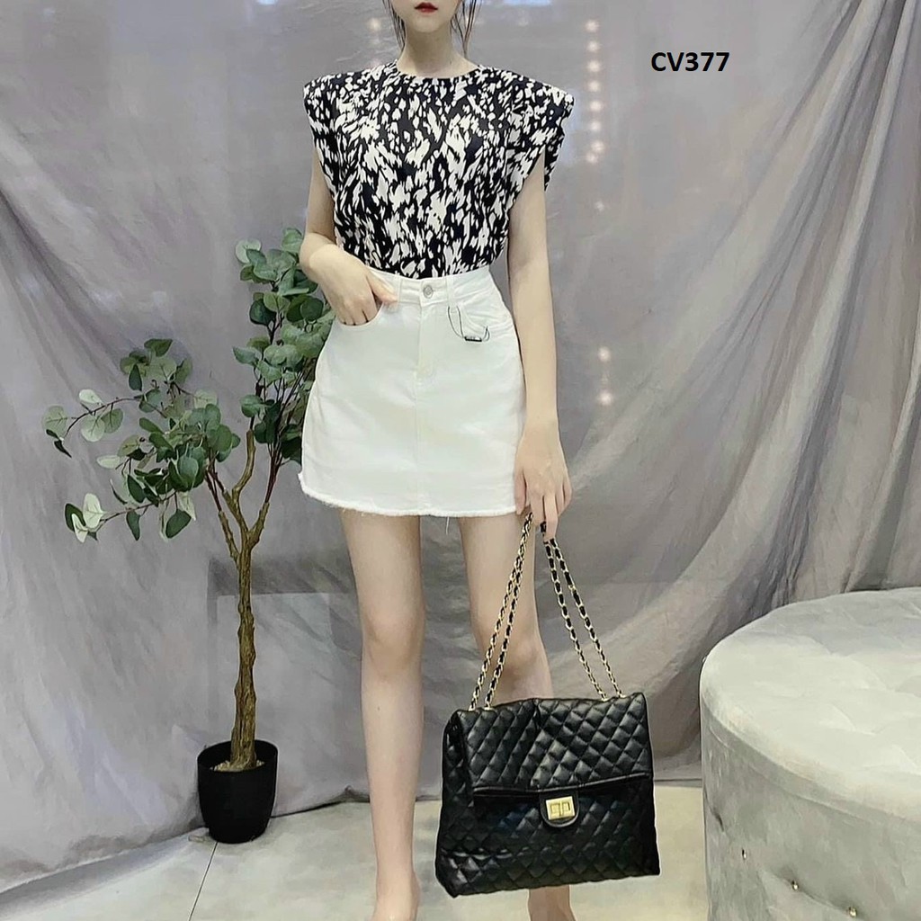 Chân Váy Ngắn Vãi Jean Co Giãn Có Quần Liền Trong  CV377
