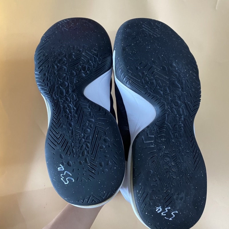 Giày chính hãng đã qua sử dụng