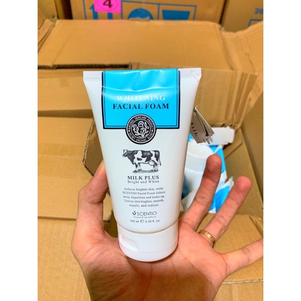 Sữa rửa mặt Beauty Buffet Scentio Milk Plus Whitening Facial Foam Q10