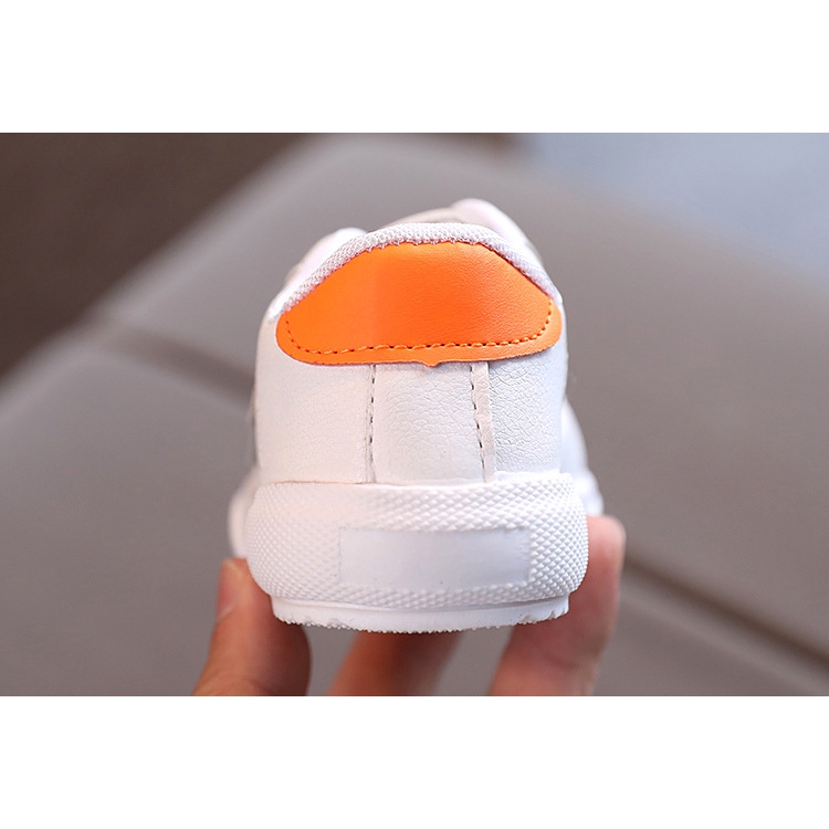 Giày canvas xinh xắn theo phong cách Hàn Quốc dành cho bé