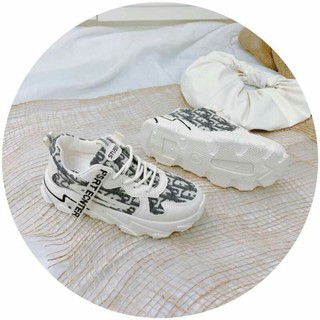 giày thể thao chữ dior/moi nhất
