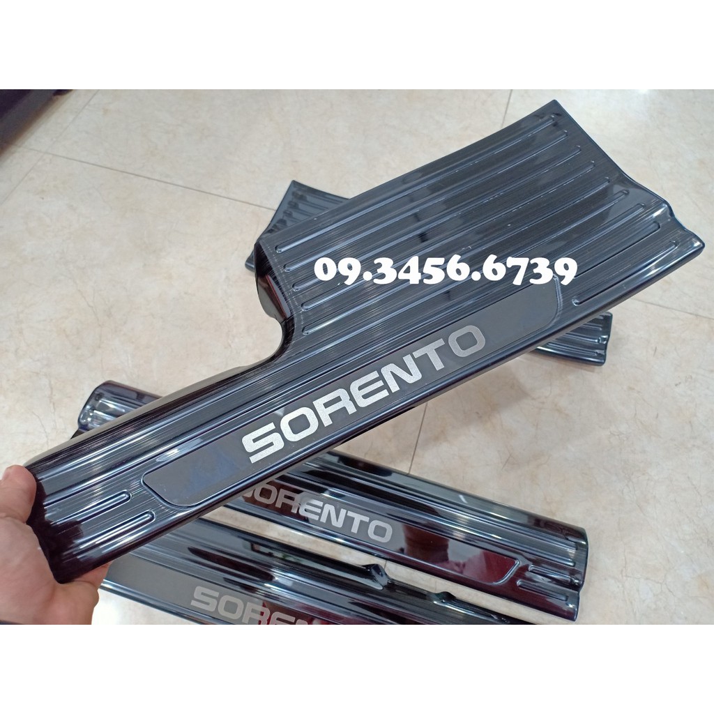 Ốp Bậc Trong KIA SORENTO 2021 - Hàng 3D Cao Cấp