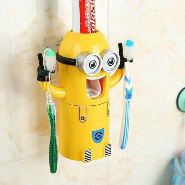 Bộ nhả kem đánh răng Minion