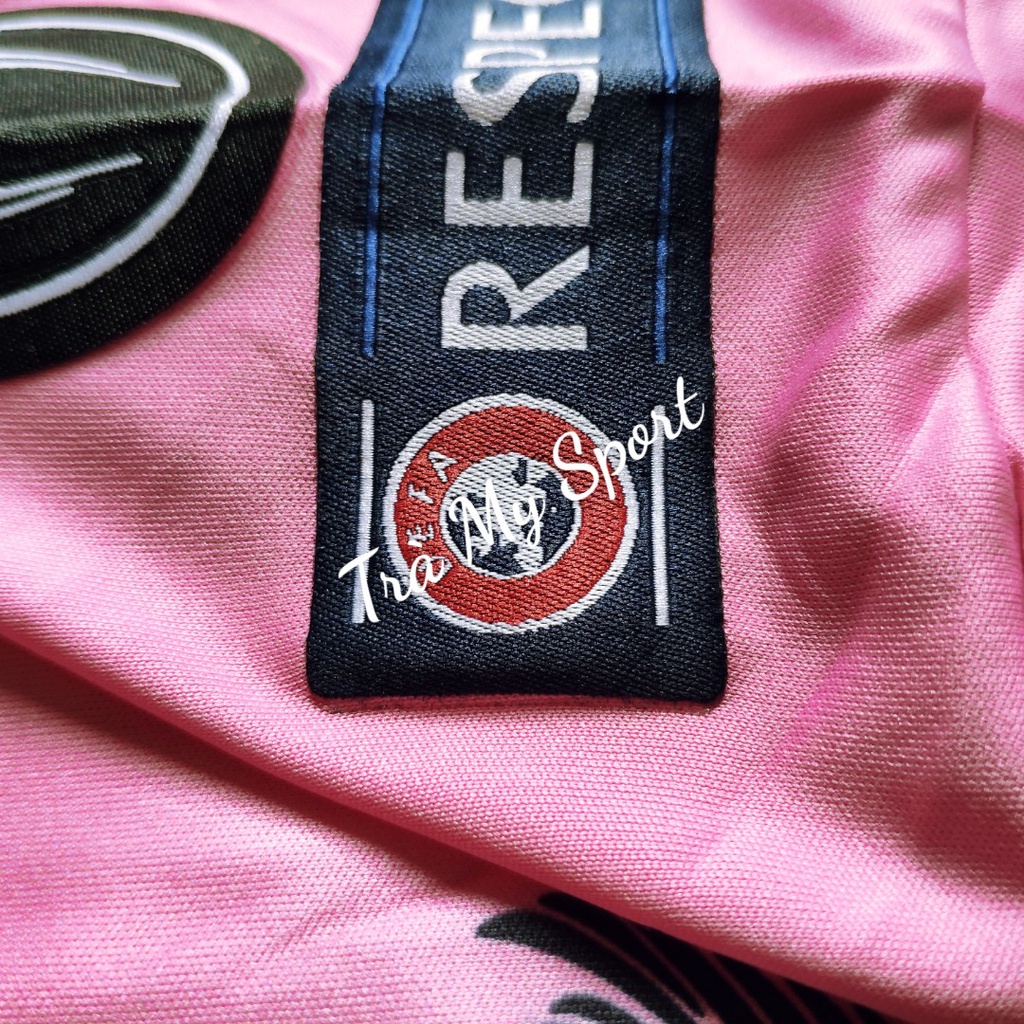 Bộ Quần Áo Đá Bóng Liverpool Thun Thái Cao Cấp Màu Hồng Cá Tính Thoải Mái, Năng Động, Trẻ trung